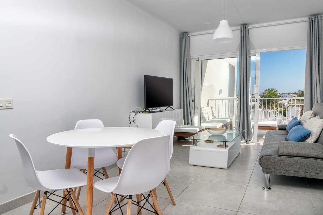 Sunset View Modern Private Poolside Apartment Costa Teguise Exterior photo